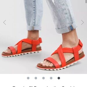 Sorel Roaming Decon Leather Sandal
